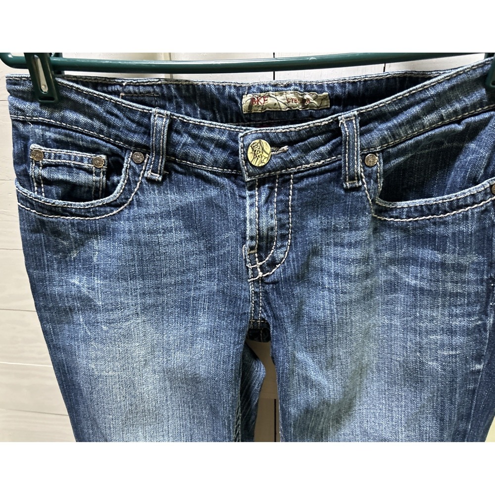BKE  Stella Jeans Women 29x31 1/2 Blue Low Rise Bootcut Med Wash Heel Drag - Picture 2 of 9